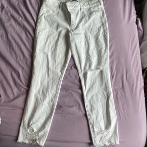 AE ripped white jeans